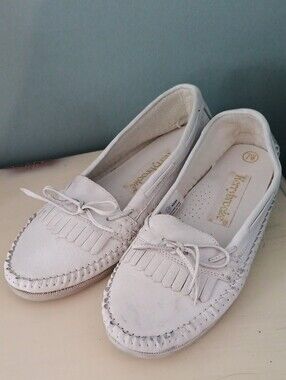+ Kerrybrooke White Leather Fringe Moccasin Style Loafers Deck Shoes